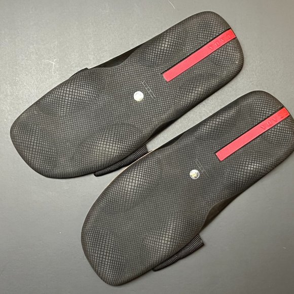 Prada women's size 39 US size 8 flip flops made in Italy - Picture 4 of 6
